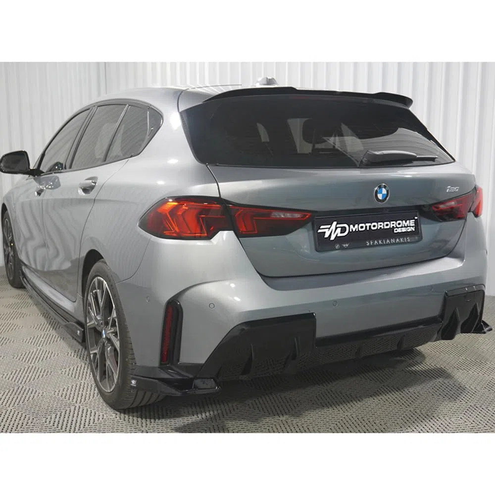 Spoiler da tetto (tappo spoiler) compatibile con BMW Serie 1 (F70) M-Sport 2024- (ABS nero lucido)