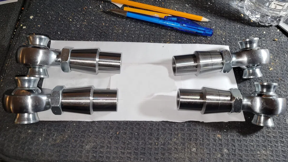 Kit di Estremità Asta con Giunti Heim da 3/4'', Giunti Chromoly da 750'' Kit Panhard Filettatura Destra e Sinistra (Confezione da 4)