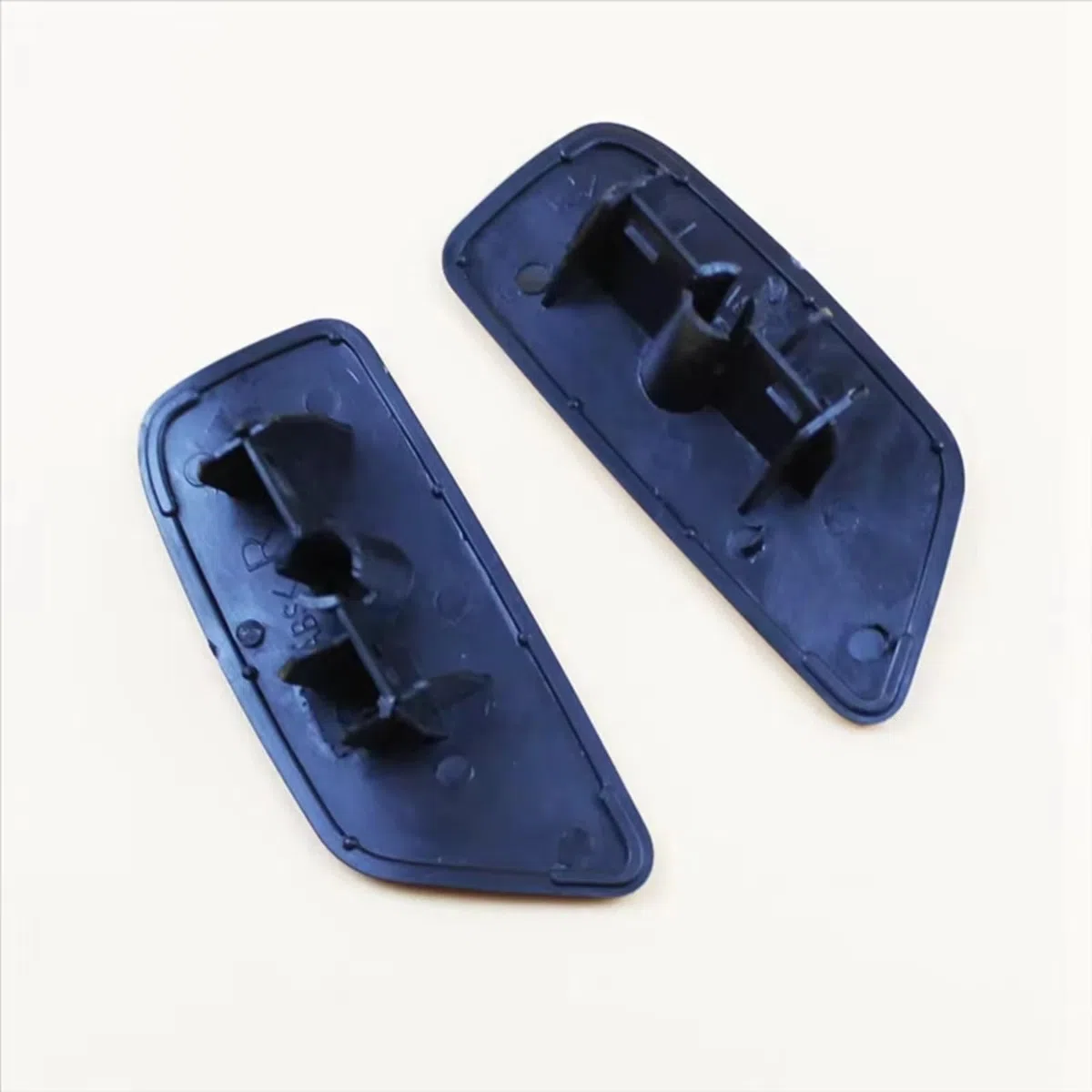 Ugello lavafaro auto Compatibile Con Subaru Per Forester 2009 2010 2011 2012 OEM 86636SC030VW 86636SC020VW Tappo Pompa Ugello Lavavetri Pulizia Fari